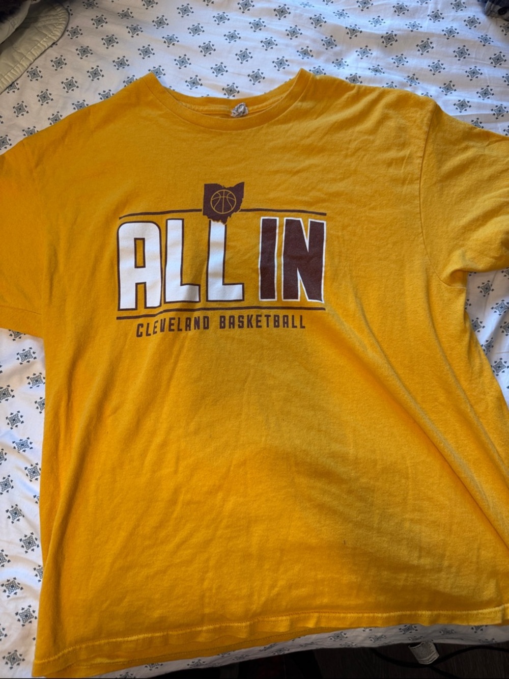 Men XL Cavs All In Graphic tee 2014-15